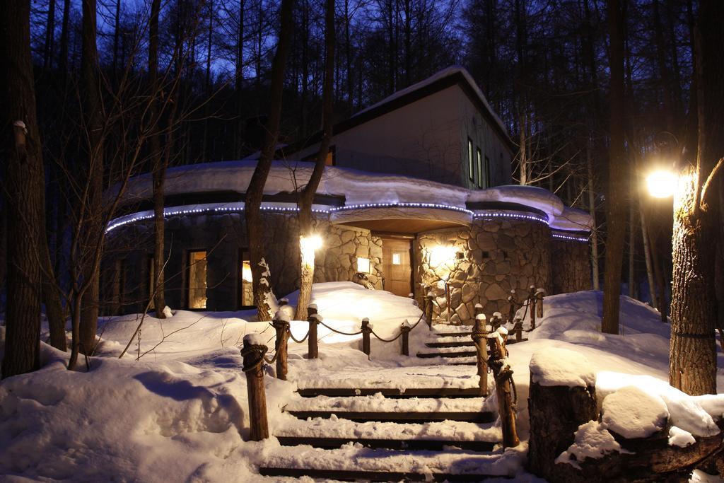 Shin Furano Prince Hotel Dış mekan fotoğraf The entrance to the Hoshino Resort Tomamu