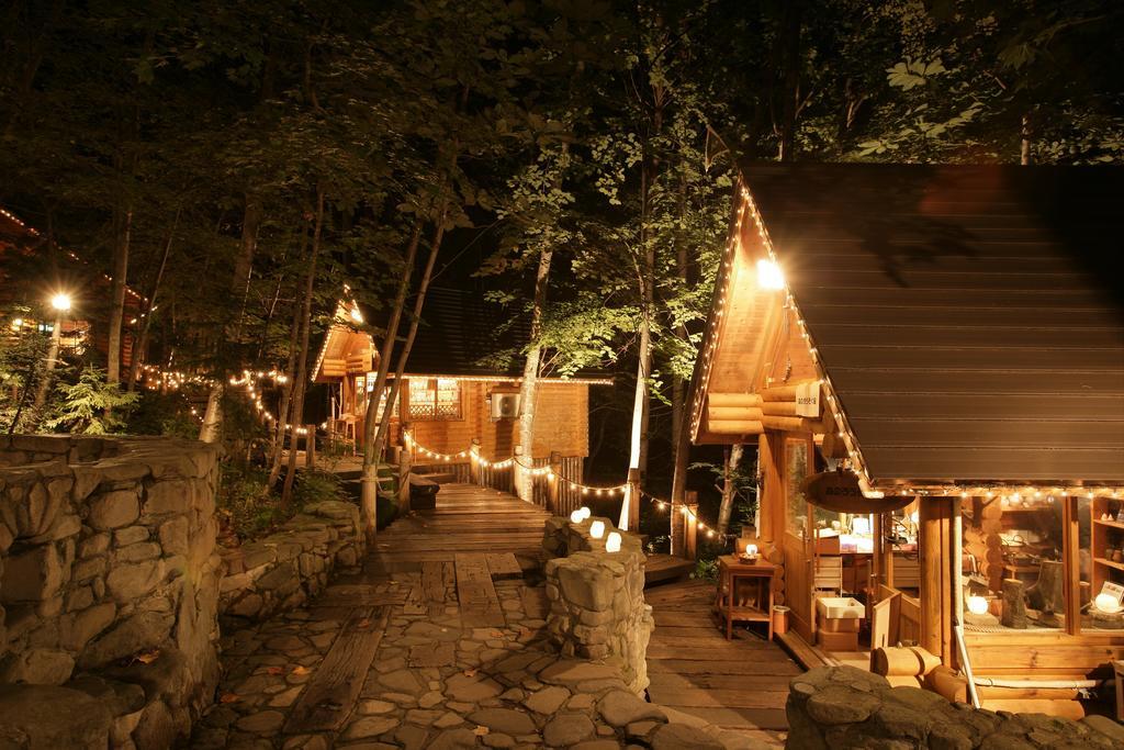 Shin Furano Prince Hotel Dış mekan fotoğraf The Village at Big Sur